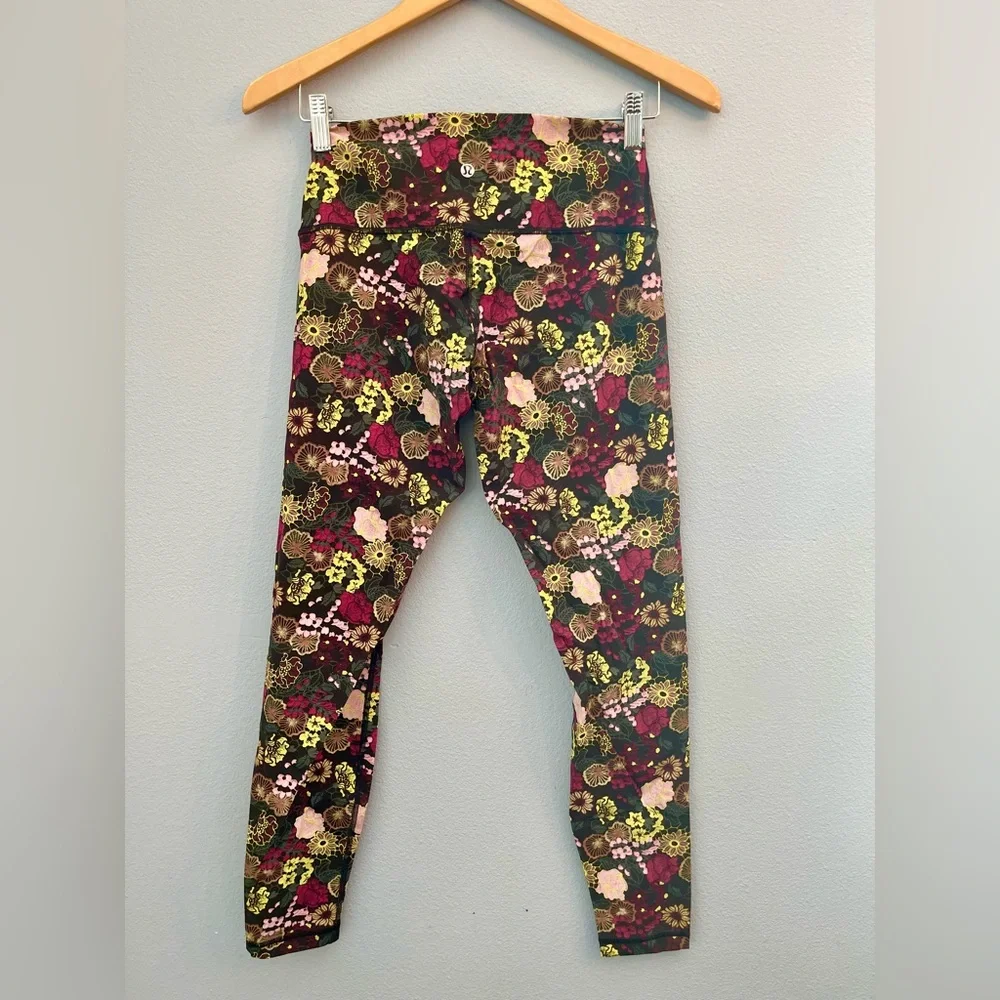 Lululemon Wunder Under Hi-Rise Tight 28" Fluorolace Multi Floral Print Size 8 - Picture 8 of 8